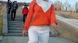 姑娘跳舞就是这么自如