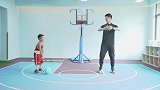原地运球投篮-幼儿篮球华蒙星3~8岁亲子家庭篮球游戏集