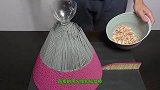 小伙用20000根火柴搭建炮台，点燃的瞬间，场面非常硬核！