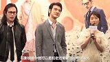 周冬雨：你还是好好穿运动休闲装吧！深V性感礼服真的不适合你！
