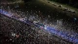 不眠之夜！凌晨3点的阿根廷 数十万名球迷“围堵”蓝白军团大巴