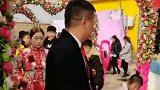 苦的是孩子，这才再婚的第一天，继母对孩子什么态度看不出来吗