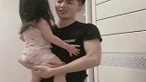真不愧是爸爸前世的情人，眼前这一幕，老娘都吃醋了！