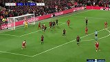 第100分钟利物浦球员萨拉赫射门 - 打偏