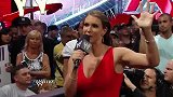 WWE-14年-RAW第1104期：史蒂芬妮怒扇蛋妞妻子贝拉-花絮