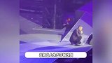 于文文商演晕倒引担忧，现场曝光声音都在发抖，张学友泫雅等也出过类似问题