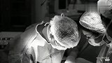 产房直击孕妇经剖腹产全过程,宝宝出生时妈妈的哭泣令人久久难忘