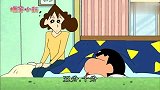 蜡笔小新：小葵的初吻被风间抢走了，小新在旁边一脸羡慕！