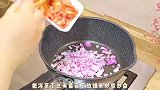 一口就爱上！辣白菜鸡胸芝士脆饼，外脆内软酸爽开胃太上头