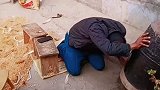 男子在小金库拿私房钱被老婆发现，一下回到解放前了