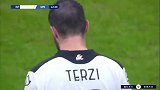 第43分钟斯佩齐亚球员泰尔齐黄牌