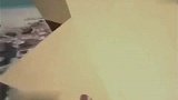 视频公司-从世界第一高楼迪拜塔一跃而下！外国人的作死极限运动