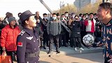 见到警花们还真有点儿紧张哈哈向百年铁桥和兰州兄弟姐妹们致敬