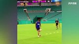 难怪苏牙这么会凌空抽射 颠完球半场就打凌空太秀了
