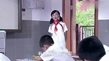 女孩太有挣钱头脑，在贵族学校帮同学吃菜赚钱