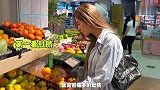 橘子应季上市，学会4个挑选技巧，包你买到甘甜多汁又好吃的橘子