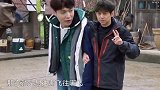 保持安全距离！张艺兴见到彩灯依旧“敬而远之”向往的生活