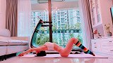 专家说：不好色的女人容易衰老。以后看见好看的男人直接拿下，不为别的，只为长生不老 大长腿 瑜伽