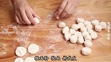 包素馅饺子，分享调馅方法，鲜香无比，开胃解馋，太好吃了
