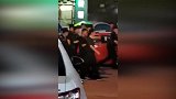 黑龙江泰来男子超市抢刀连伤4人 警方2小时将其抓获