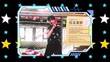 孙圻峻在蹦床上花式后空翻，太帅气了，玩的不亦乐乎