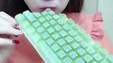 吃冰小姐姐绿键盘冰