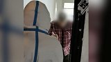 辽宁大连：大白手语帮助聋哑夫妻，一次无声交流让人感动