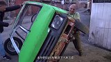 小伙用灭火器驱动汽车，到底能不能成功？