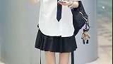 街拍的小姐姐真好看