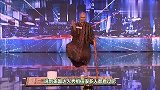 中国小伙再现“阴阳眼”，睁开眼的瞬间，全场人起立鼓掌！