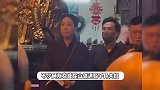甄子丹夫妇普陀山祈福，汪诗诗素颜一脸虔诚，吕良伟夫妇罕露面