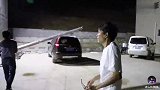 弯钩给大伙做宵夜，炒饭又想吃又要减肥，经不起枫枫打击又吃上了