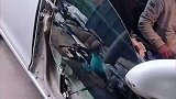 拆掉车门之后，才明白升降玻璃的原理