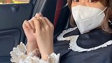 女孩子出去旅行..果然就带个万能的男朋友就行！甜甜的恋爱