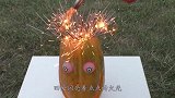 将可乐曼妥思扔进大冬瓜里，会发生什么？下一秒意外发生了！