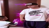 听说大家好奇光头怎么甩头发