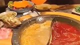 每天一招省钱小技巧：一点油也不浪费，这重庆麻辣火锅真香啊！