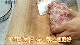 成都特色名小吃担担面，防止雀斑的出现，抑制肌肤老化