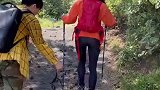 男子恶搞女友，逐渐由搞笑变成了害怕