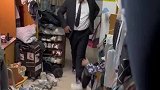 男生穿上西装后气质立马转变