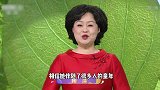 她曾是央视著名主持人，地位堪比董卿，如今儿子令人头疼