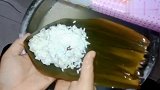 别把包粽子想的太难，这样一卷一盖一绑，三招学会包粽子！
