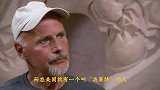 男子隐居沙漠25年，突发奇想，雕刻出精美壁画！