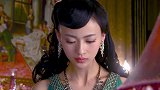 允唐趁心机姨太不注意，偷偷给毓婉送信，不知情的姨太还洋洋得意