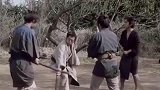 本来是练习剑道的，现在成了铁头功了！