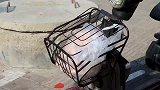 半吨先生尝试吃干煸肥肠