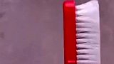 废旧牙刷不要扔，居家清洁大作用