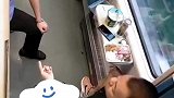 乘客吐槽列车上餐食贵