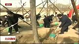 北京新闻-20120401-首都全民义务植树日掀起植树造林新热潮.162余万市民为首都再添新绿
