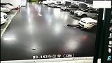 地下车库女司机正在停车，监控拍下她生前最后一幕，令人警醒！
